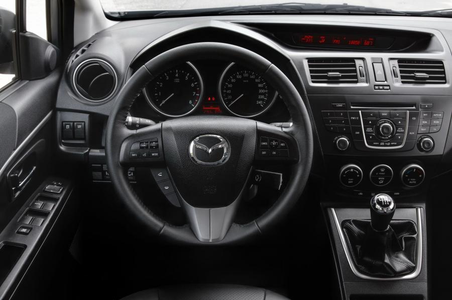  Mazda5 2011 года  (фото 54 из 184)